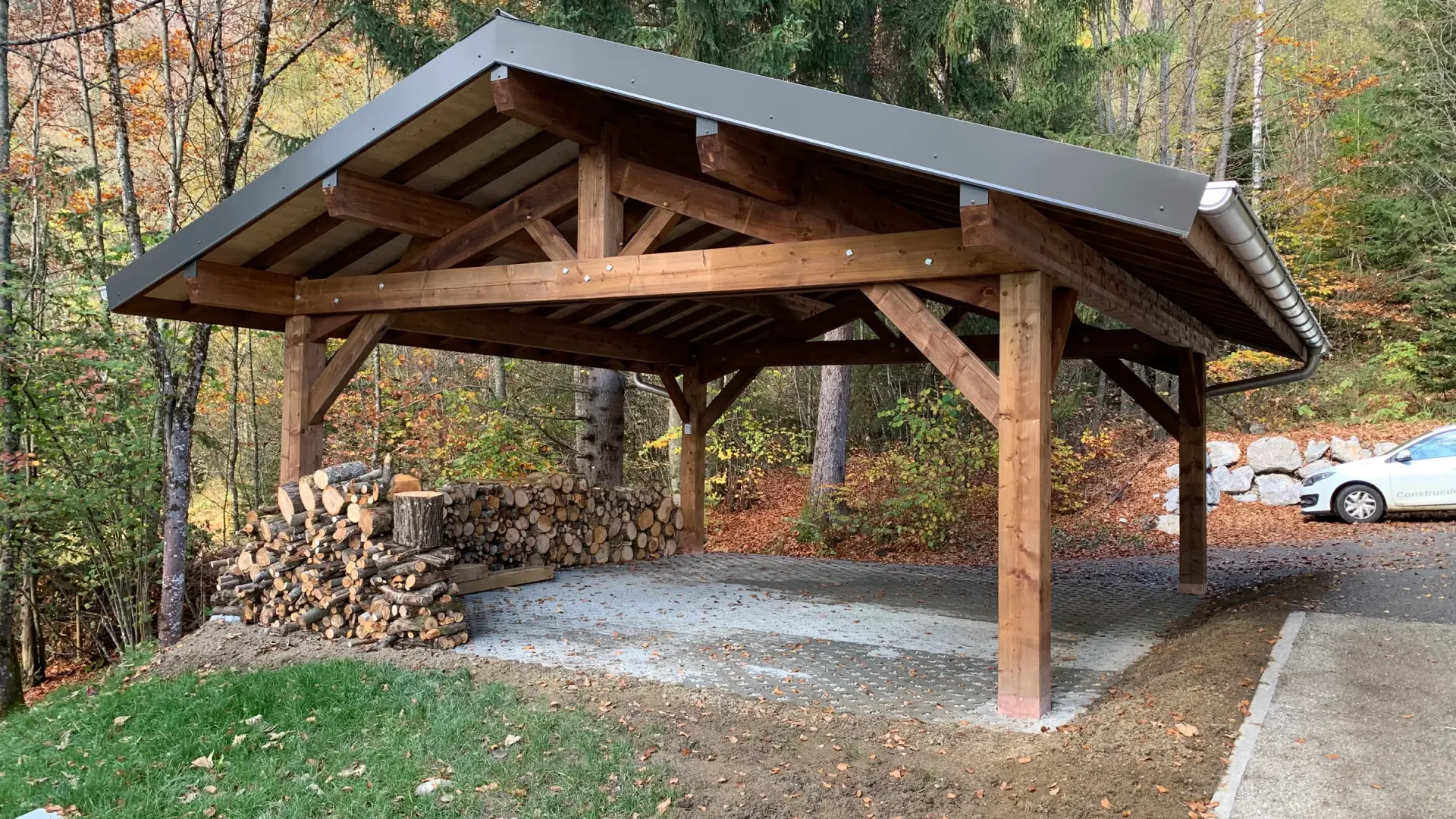 Carport 2 pentes égales, 7×7 m, couverture tole