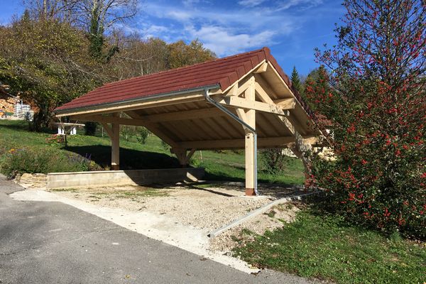 Carport deux pans égaux 6x6.30