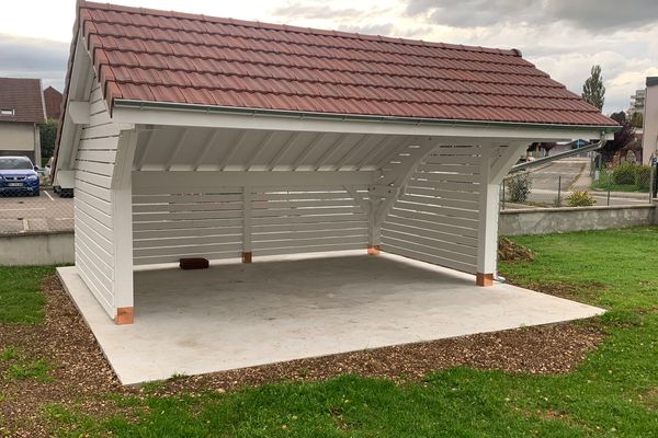 Carport deux pentes bardage 5.8x6.3