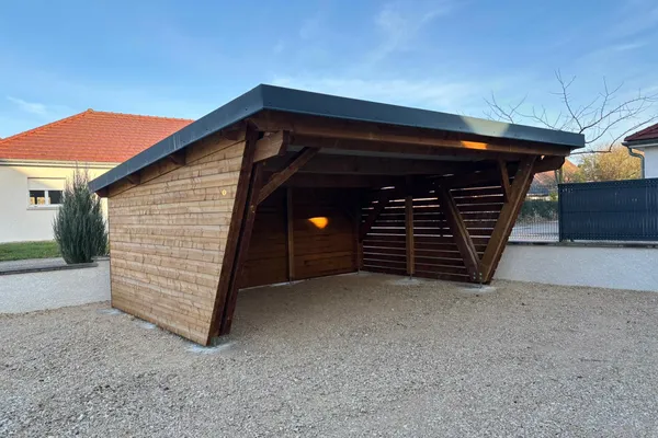 Carport monopan 5.50 m x 6.00 m, autoclave, bardage, couverture bac acier isolée