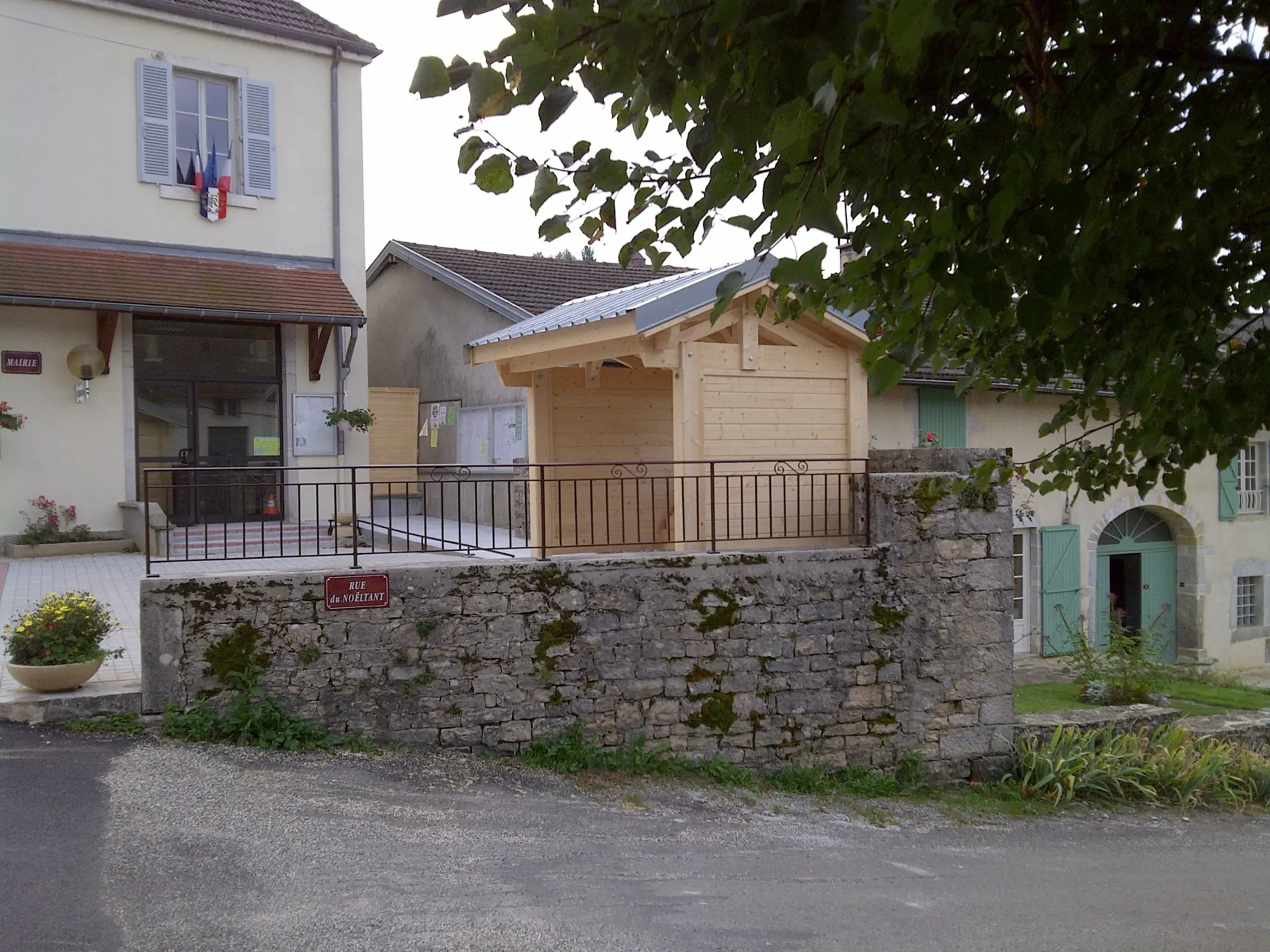 Abri de jardin bois sur mesure réalisé par Tonnaire — réalisation 11