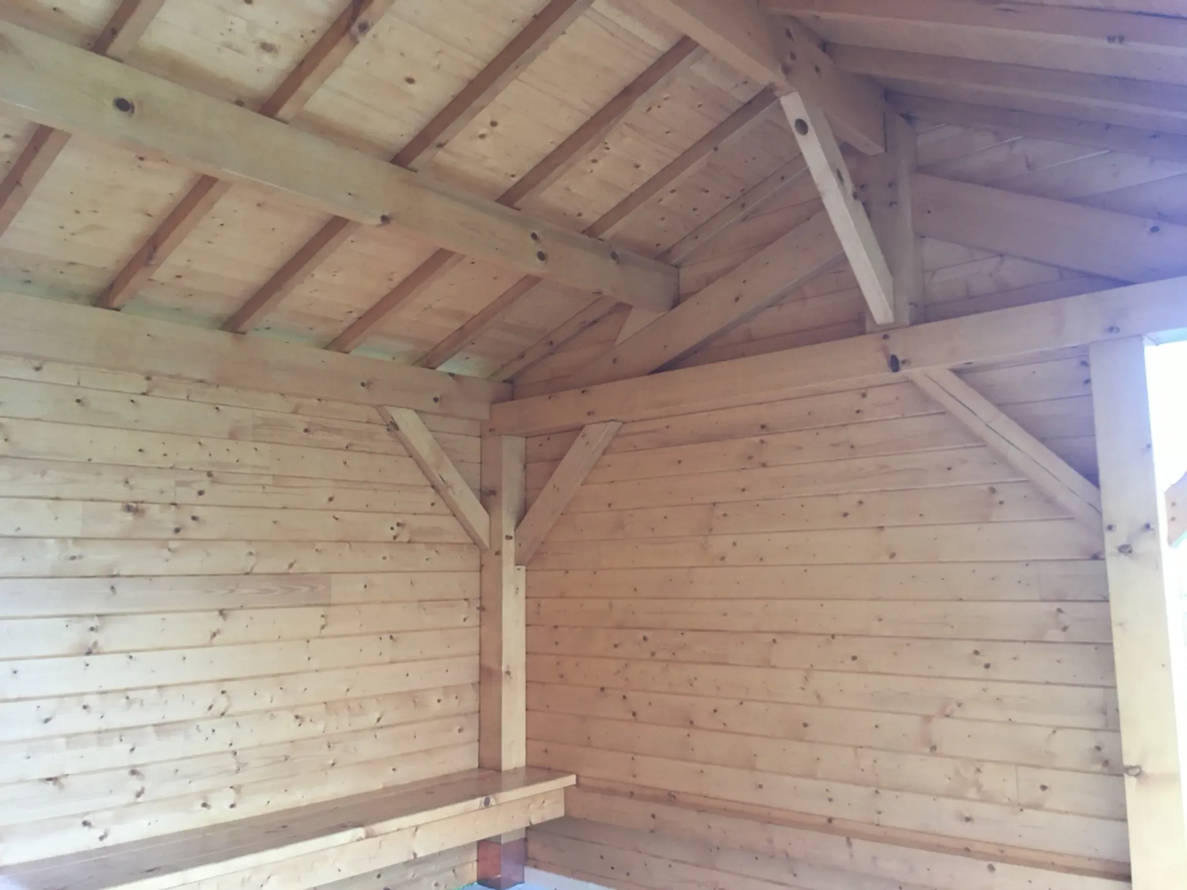 Abri de jardin bois sur mesure réalisé par Tonnaire — réalisation 16