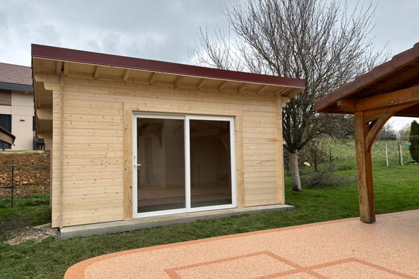 Abri de jardin 3×5 m à La Longeville