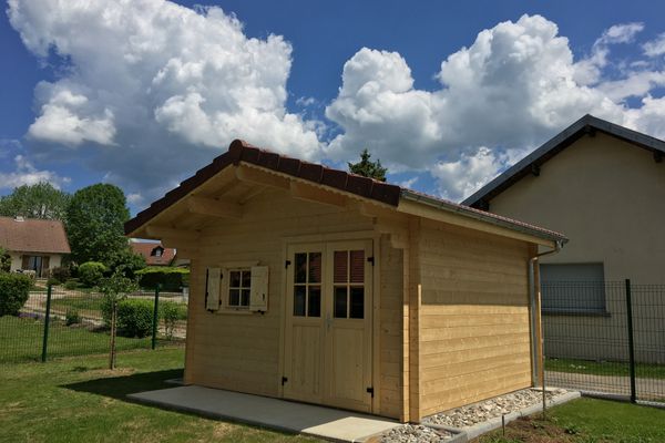 Abri de jardin 4×4 m à Valdahon
