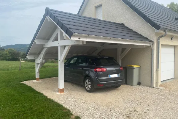 Auvent bois accolé sur mesure réalisé par Tonnaire — réalisation 3