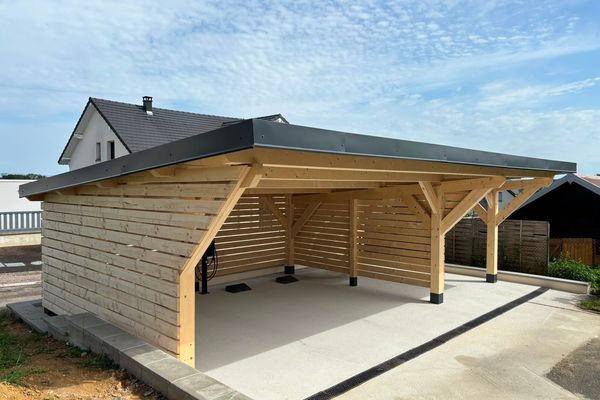 Carport bois sur mesure réalisé par Tonnaire — réalisation 13