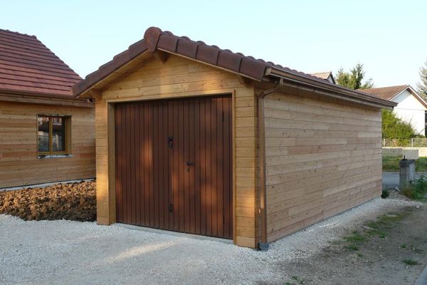 Garage bois sur mesure réalisé par Tonnaire — réalisation 20