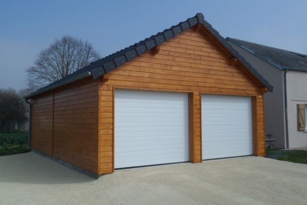 Garage bois sur mesure réalisé par Tonnaire — réalisation 26