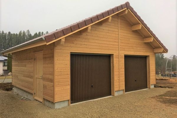Garage bois sur mesure réalisé par Tonnaire — réalisation 27