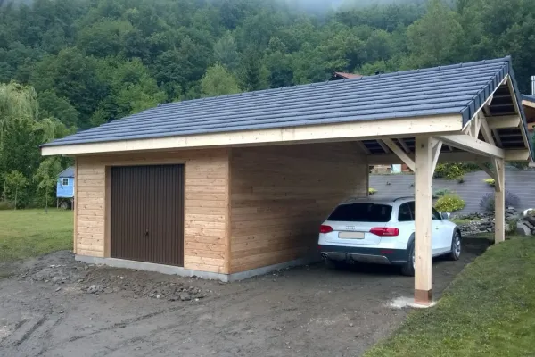 Garage bois sur mesure réalisé par Tonnaire — réalisation 33