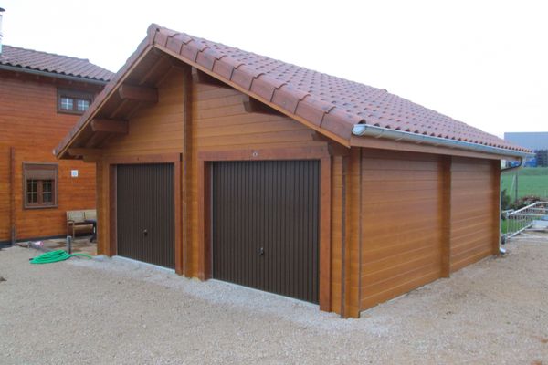 Garages bois dans le Jura