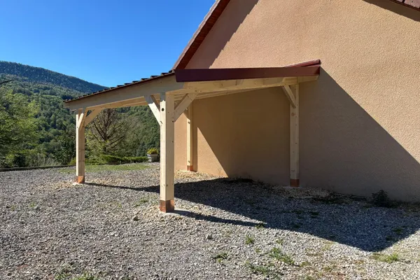 Appentis 4.00 x 5.60 à Saint Claude